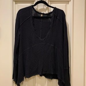 Oversized black thermal shirt